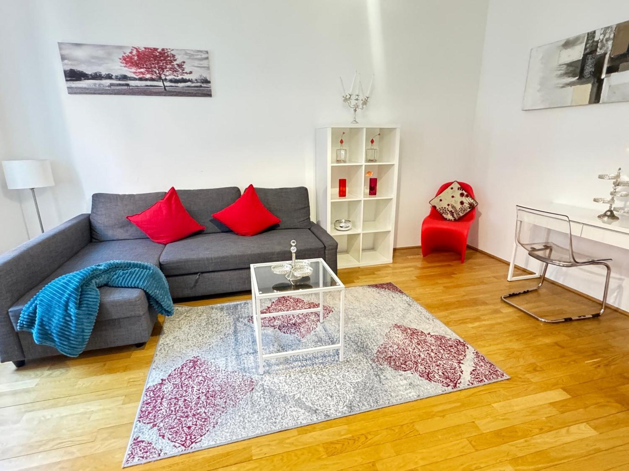 Charming Flat & Balcony Near Central Station L Bg5 Вена Экстерьер фото