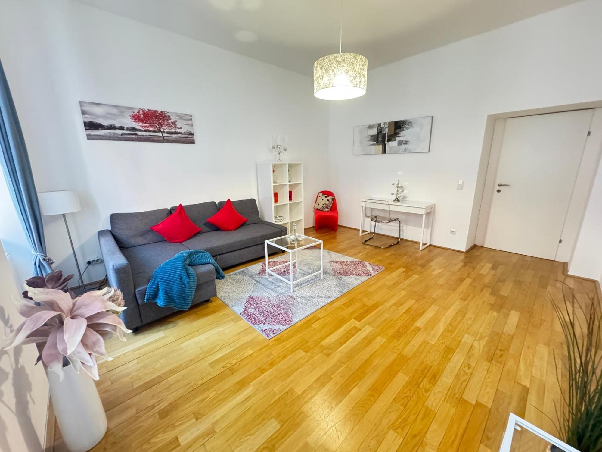 Charming Flat & Balcony Near Central Station L Bg5 Вена Экстерьер фото